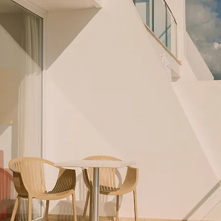 新海洋公寓式酒店 3* 帕格拉